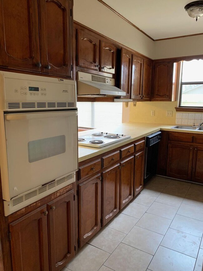 Photo - 13431 Briargrove Ave