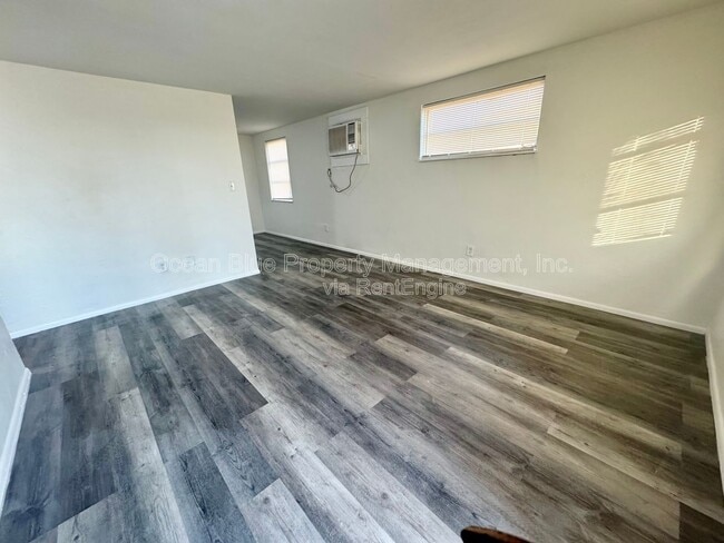 Photo - 10179 106th Ave N