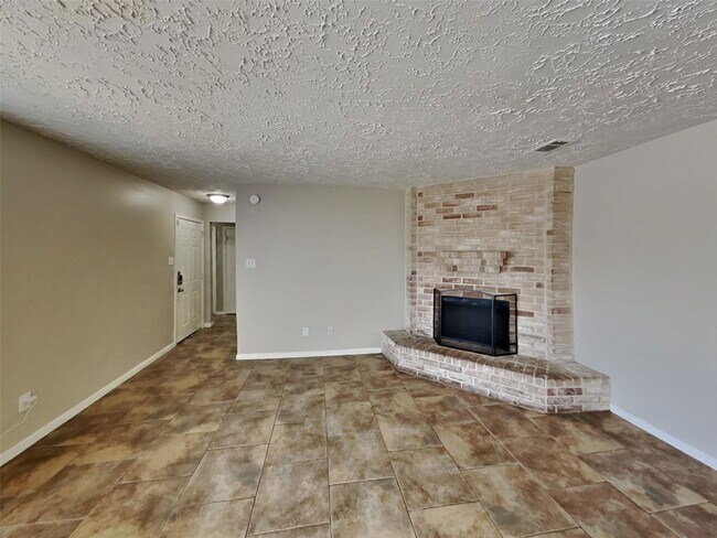 Photo - 20211 Cottonglade Ln