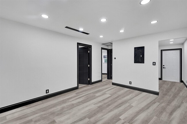 Photo - 5310 NW 16th St Unit C