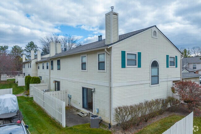 Photo - Walnut Woods Condominiums