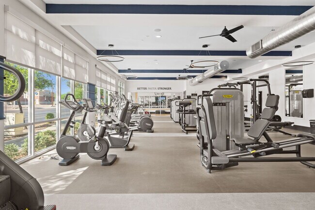 Photo - Axis Camelback