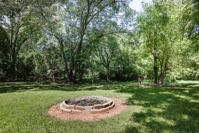 Photo - 175 Herman St