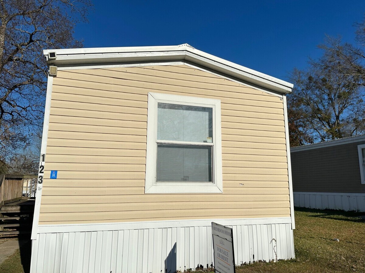 Photo - 5700 Bell Rd