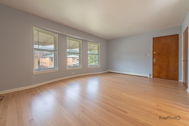 Photo - 8417 W Berwyn Ave Unit 2