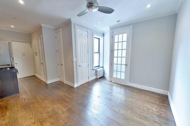 Building Photo - 75 Kenmare St Rental