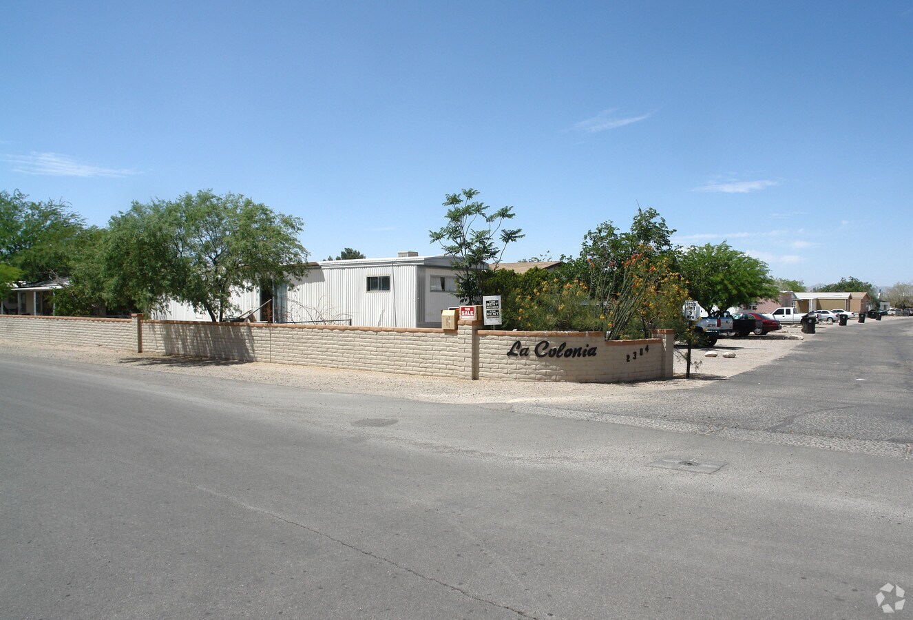 La Colonia Mobile Home Park - La Colonia Mobile Home Park