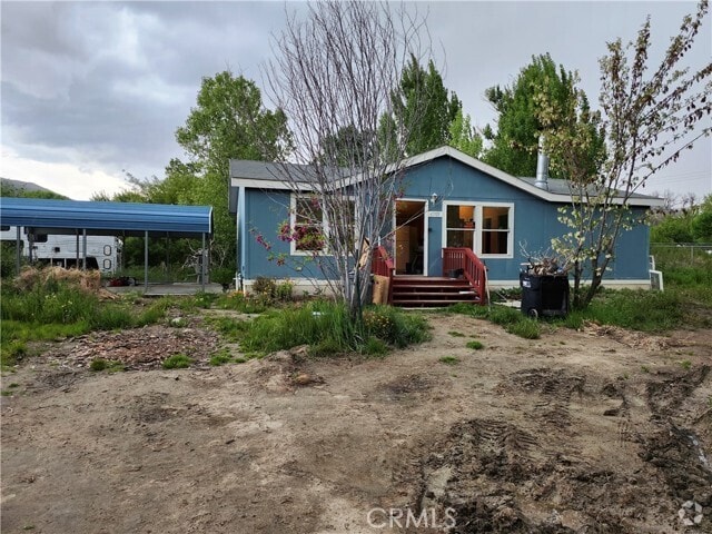 Building Photo - 43709 Lake Hughes Rd Rental