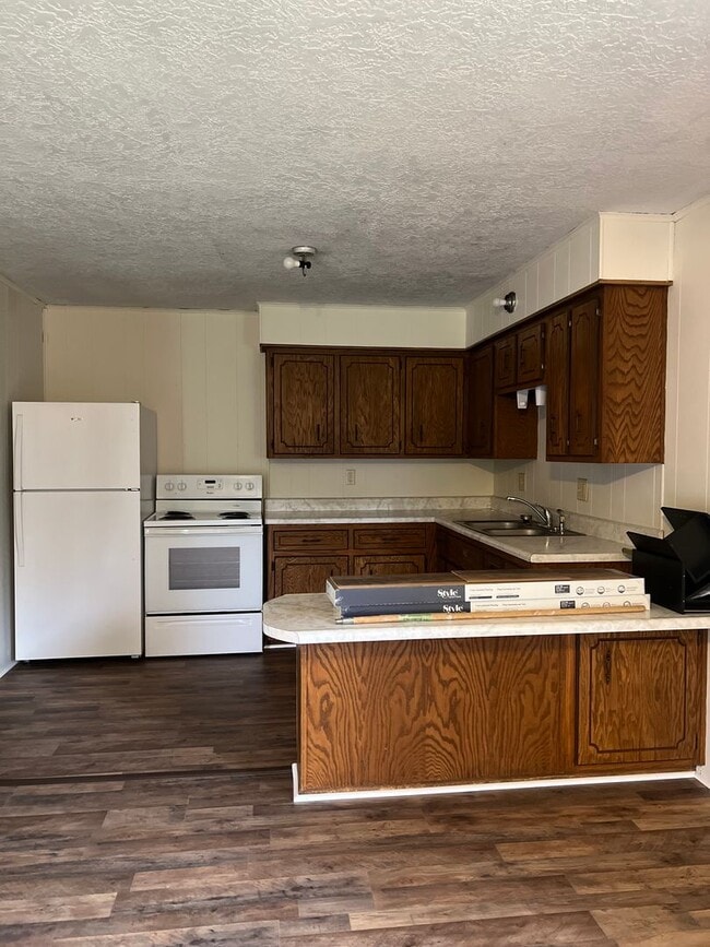 Photo - 2 BEDROOM 1 BATHROOM APARTMENT FOR RENT