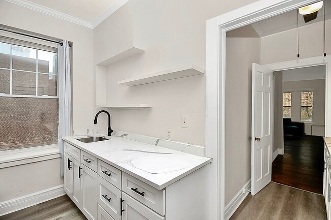 2BR/1BA