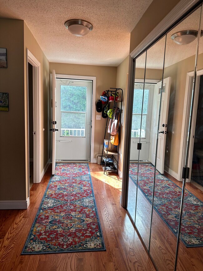 123 Brittany Farms Rd Condo Unit B Condo for Rent in New Britain, CT