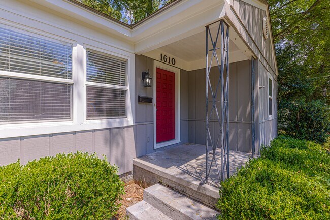 Photo - 1610 Wilhurst St