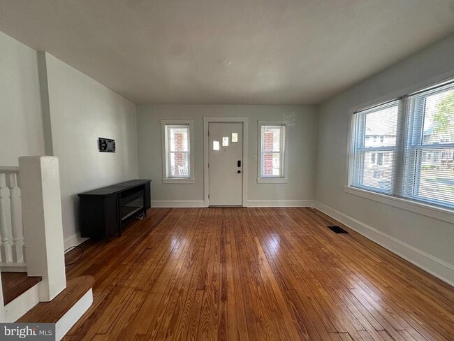 Photo - 610 Geddes St