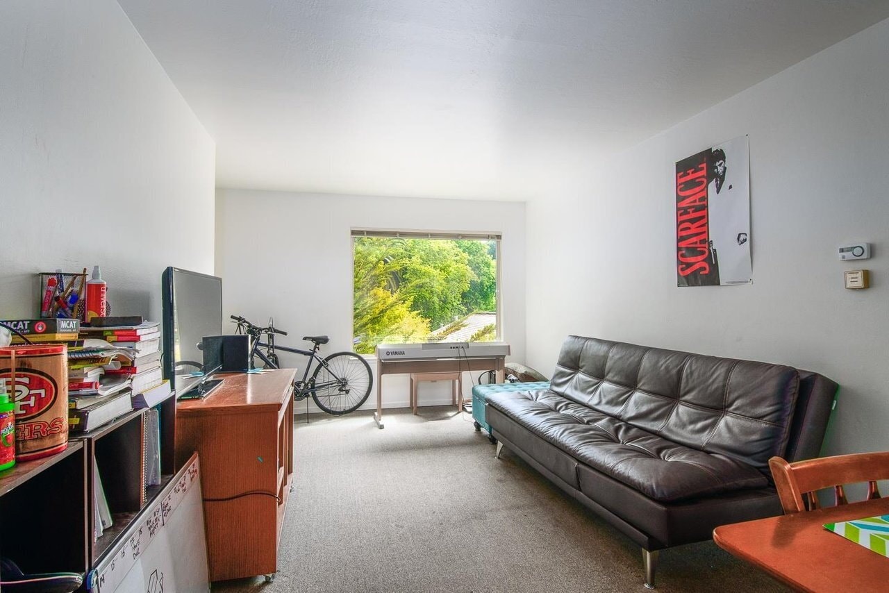 Convenient living near public transportati... - Convenient living near public transportati... Apartamento Unidad D