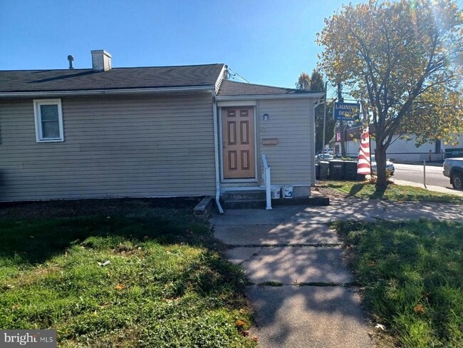 Photo - 43 Durham Rd