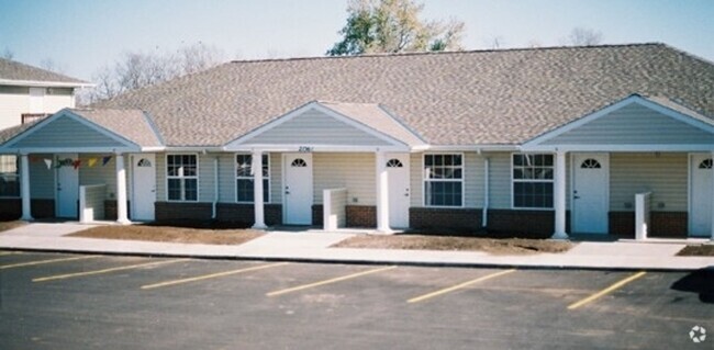 Building Photo - Spring Hill Villas Rental