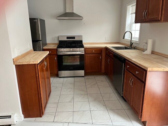 Photo - 301 Hudson Ave Unidad 1