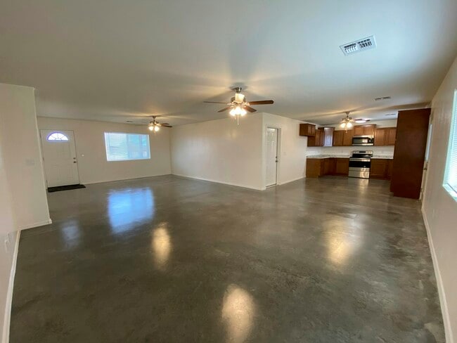 Photo - 25043 E Chaplain Ln