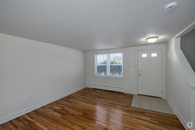 3BR, 1.5BA - 1,242SF - Living Room