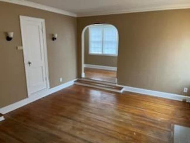 Photo - Under Repair