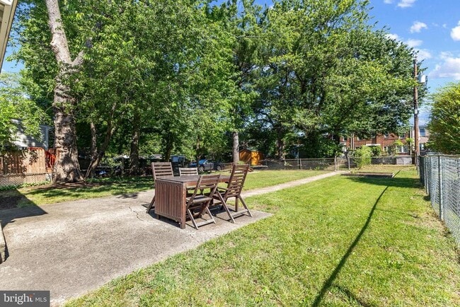 Photo - 530 E Alexandria Ave