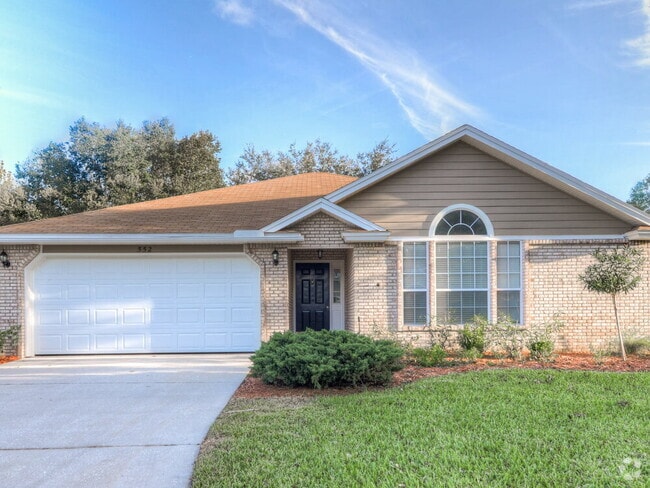 Building Photo - 552 Sparrow Branch Cir Rental