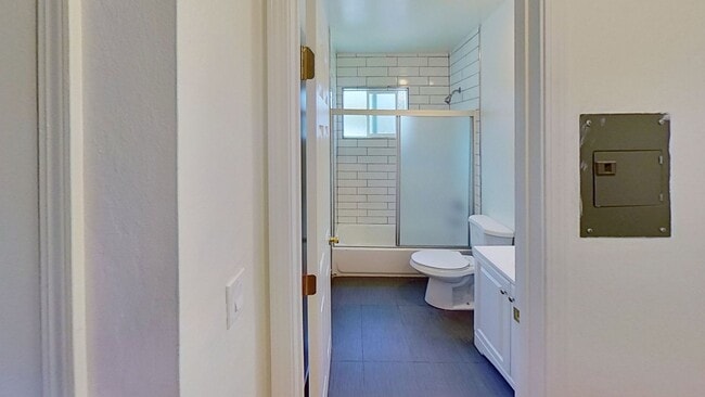 Photo - Bali Hai Garden Apartments