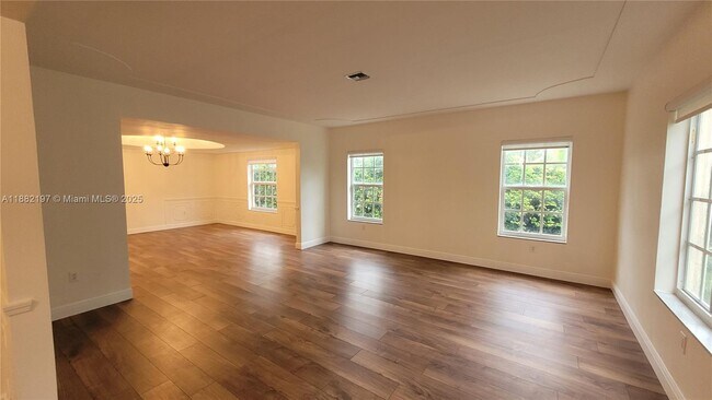 Photo - 4850 University Dr Unit 4850