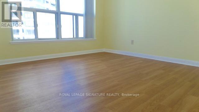 Photo - 24 Wellesley St W Unité 2206