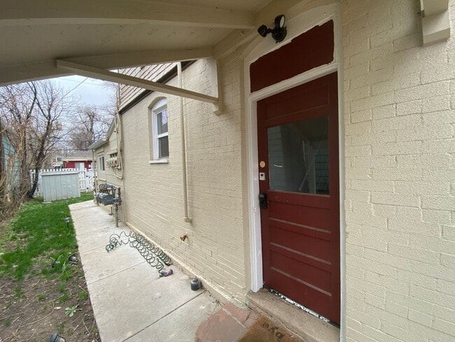 Photo - 1816 Grove St Unit 1816 Grove Street #4