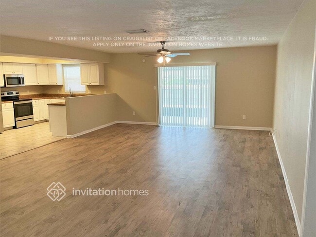 Photo - 3831 Parkside Dr