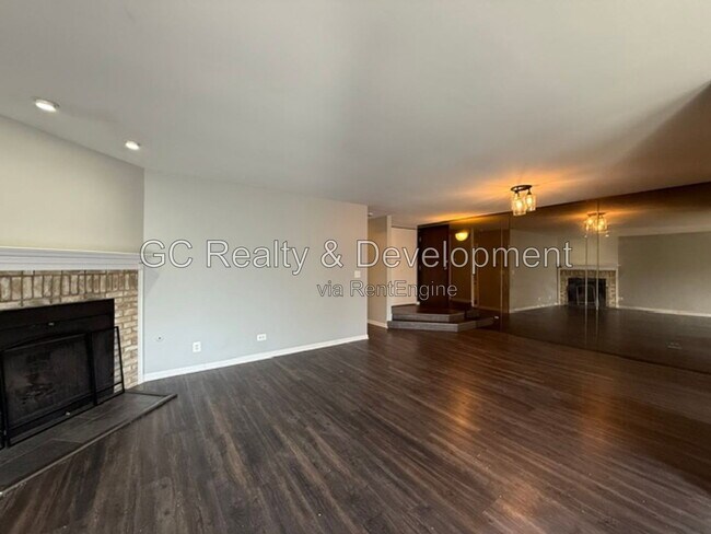 320 Deer Glen Way Unidad D