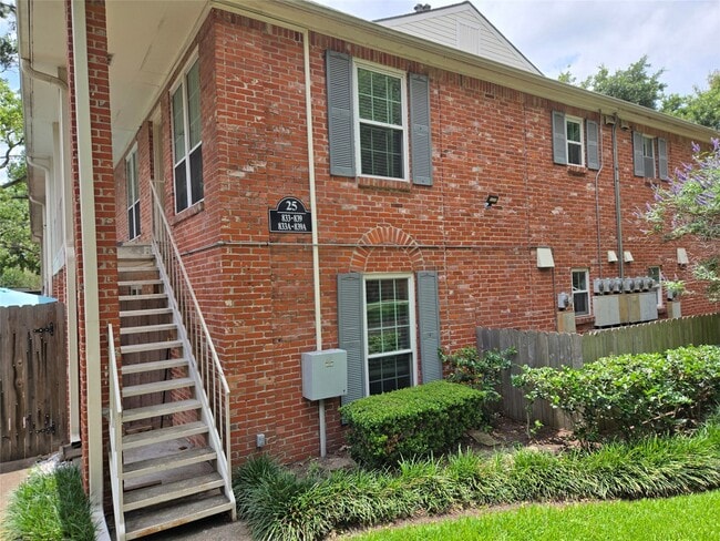 Building Photo - 839 Wax Myrtle Ln Unit A