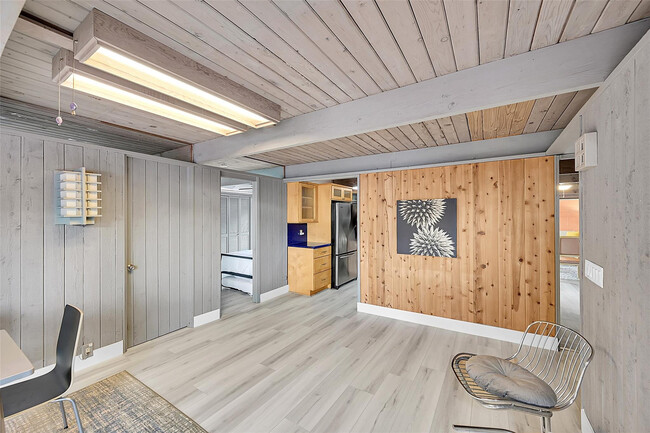 Photo - 234 Pine Ave