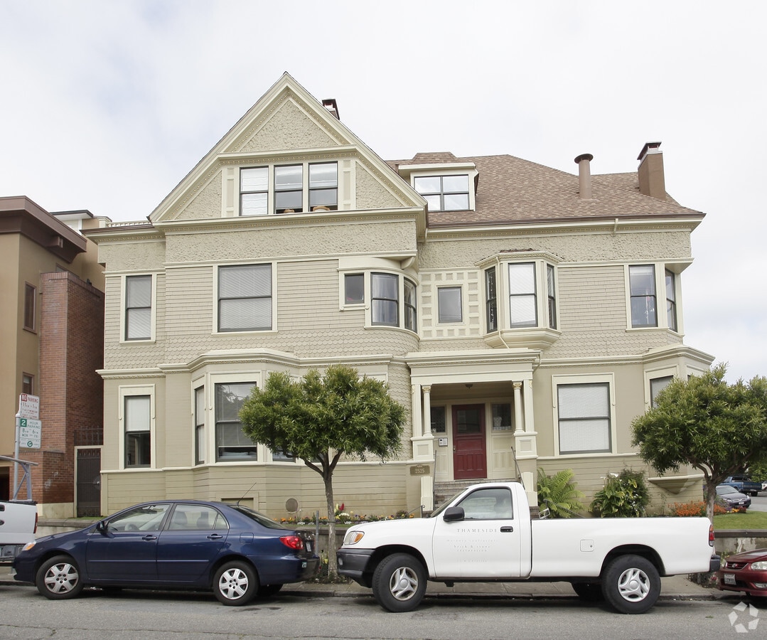 Photo - 2525 Steiner St