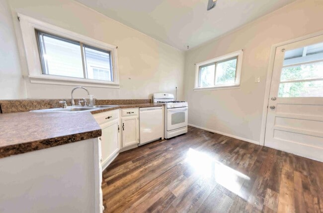 Photo - Available Aug 7th - Very nice single family home with refinished hardwood and a very large open l...