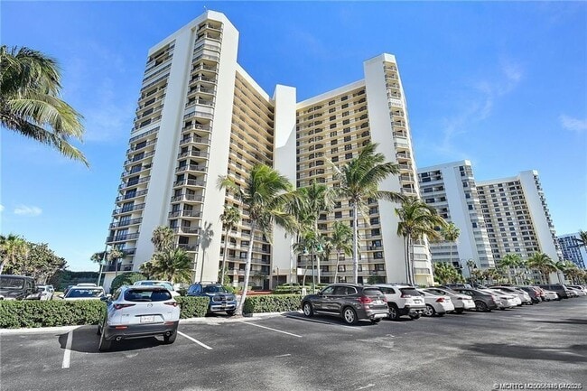 Building Photo - 9500 S Ocean Dr Unit 1307