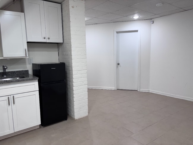 Photo - 1111 Curled Oaks Pl