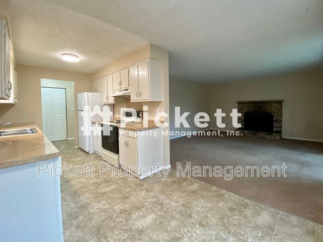 Photo - 11660 Schold Rd NW