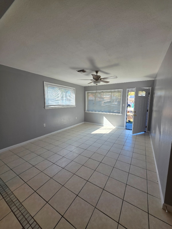 Photo - 3110 College St