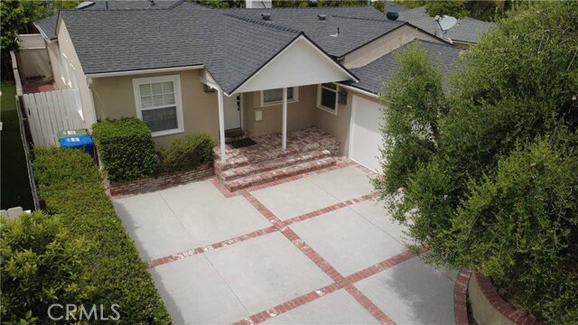 Building Photo - 5339 Veloz Ave