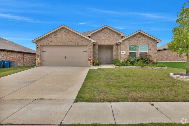 Building Photo - Royce City Home