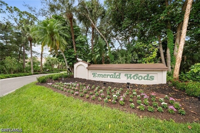 Photo - 75 Emerald Woods Dr