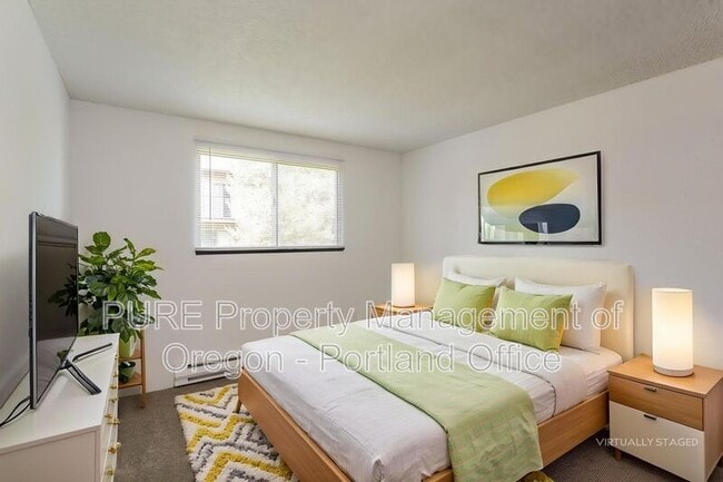 Photo - Parkway Garden
