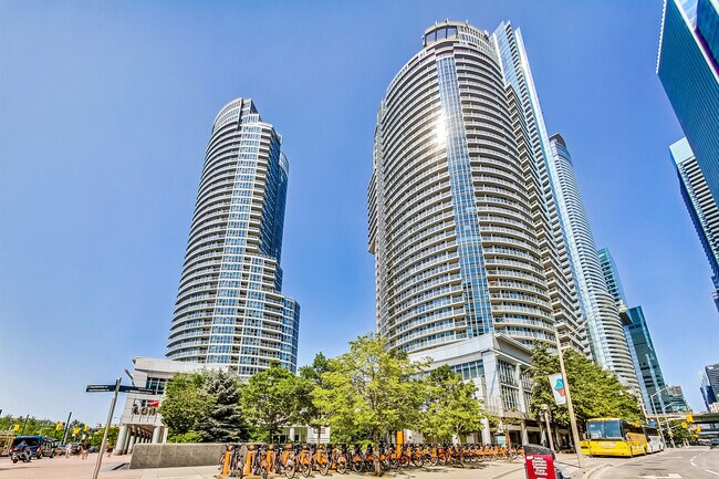 Photo - 208 Queens Quay W Unit 2308