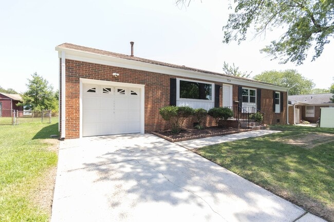 Photo - Renovated 3bdr 2bth rancher in the heart of Newport News