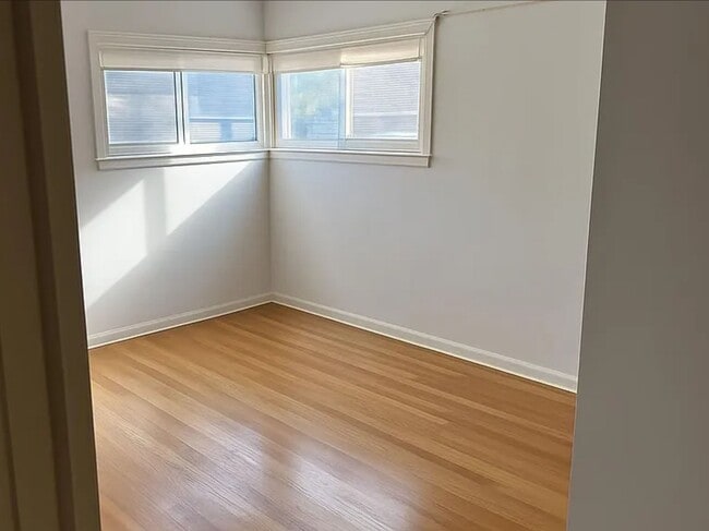 Photo - 4814 Birchwood Ave