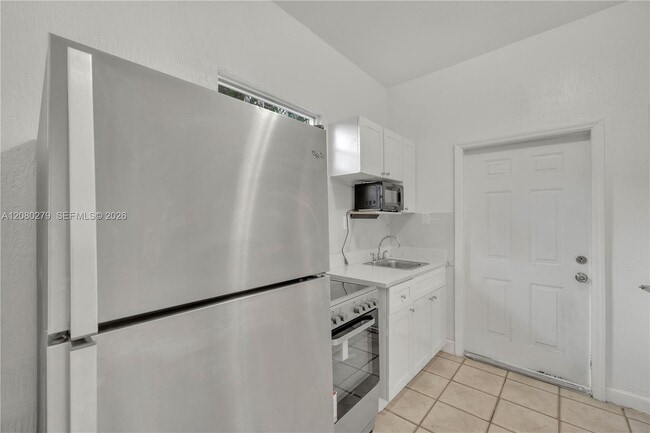 536 NW 25th Ave Unit C