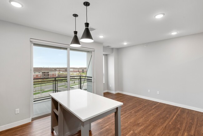 Photo - Uptown & Main