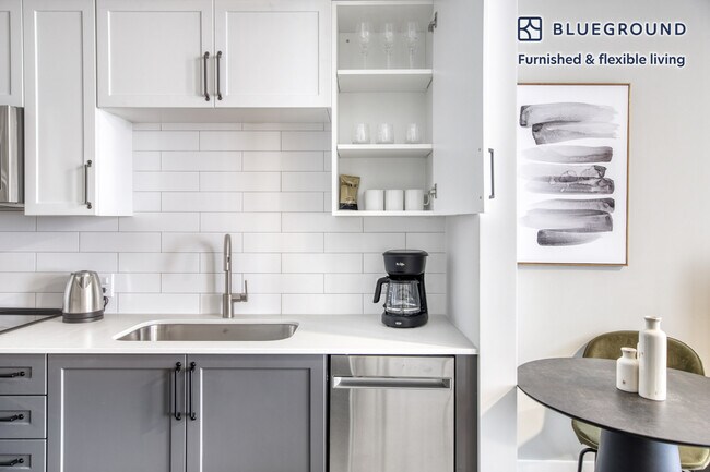 Photo - 419 SE 2nd St Unit FL4-ID11